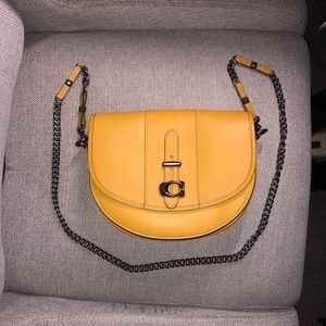 Removing from site on 08/15- Coach 1941 Saddle bag {No Hang tag}